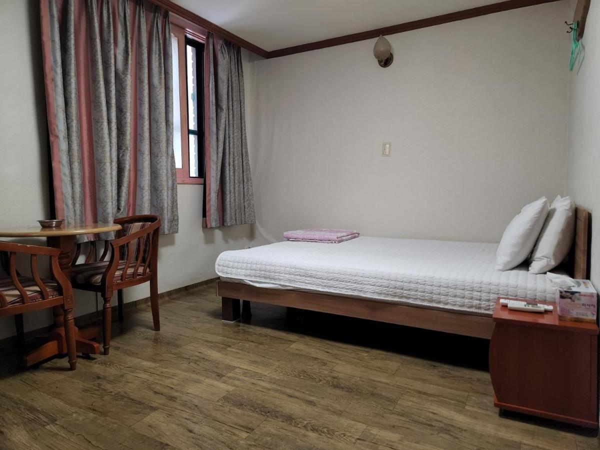 Daeho Motel Busan Buitenkant foto